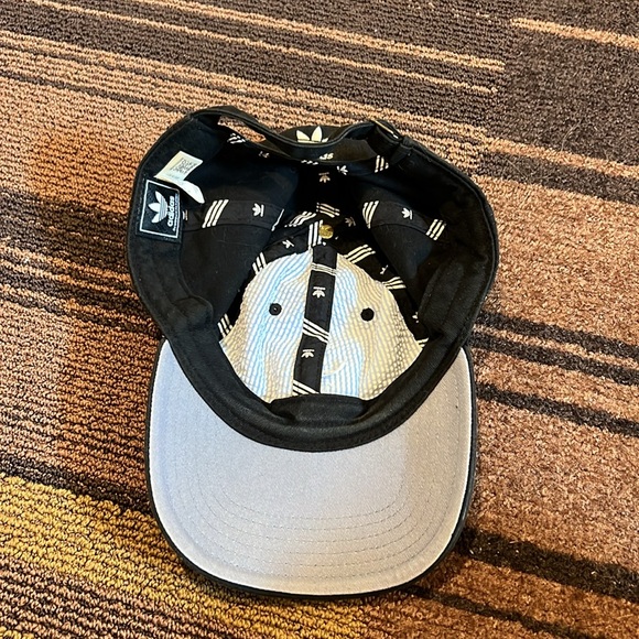 Black Adidas Ball cap - Picture 2 of 3